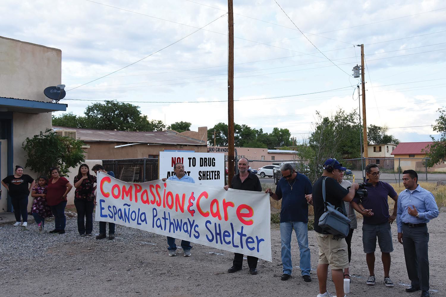 city pathways shelter vigil javier sanchez roger montoya2.jpg